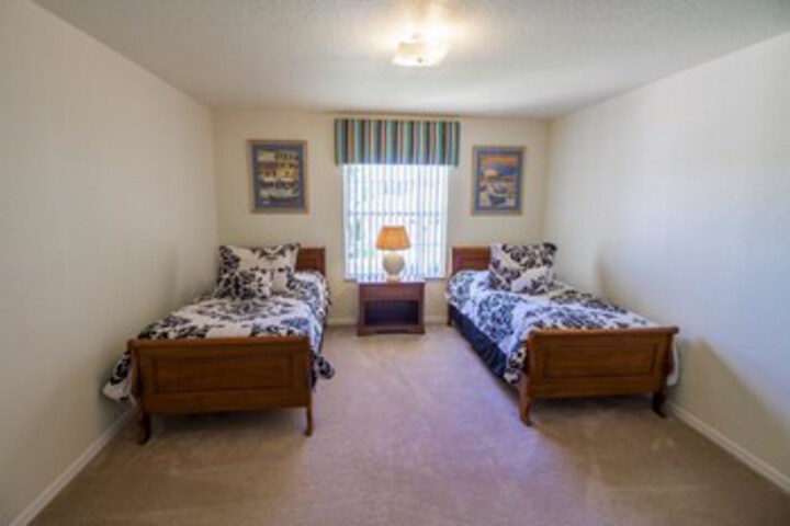 Room 17 of 29