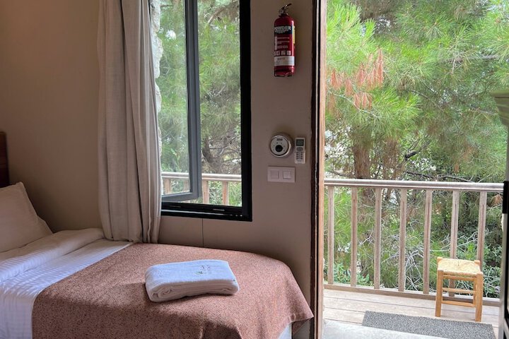 Room 29 of 85
