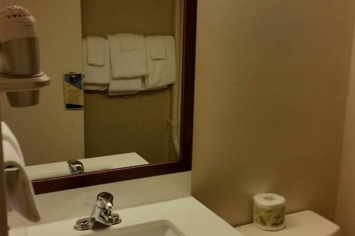Room 14 of 24