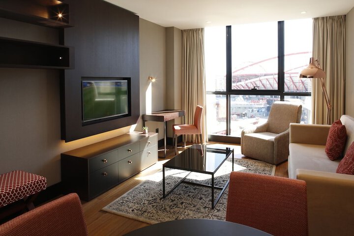 Room 16 of 52