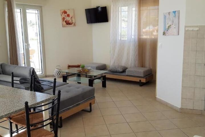 Room 7 of 24