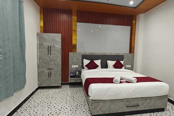 Room 6 of 39