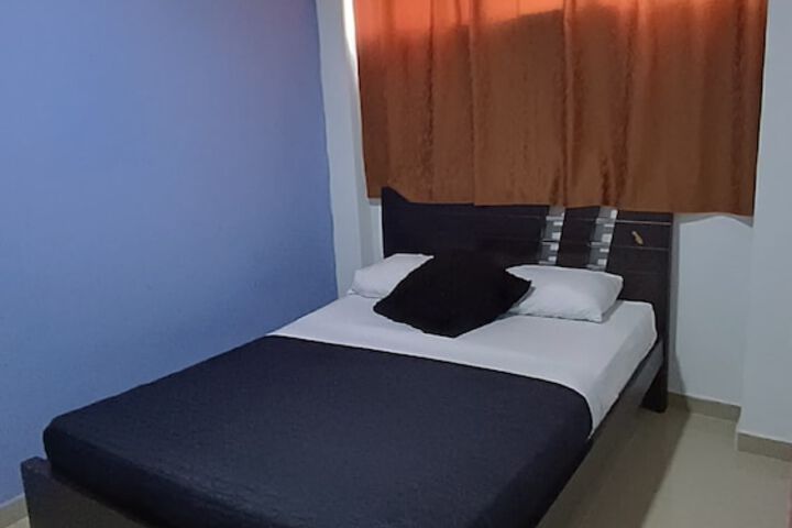 Room 18 of 91