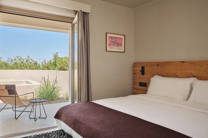 Room 54 of 251
