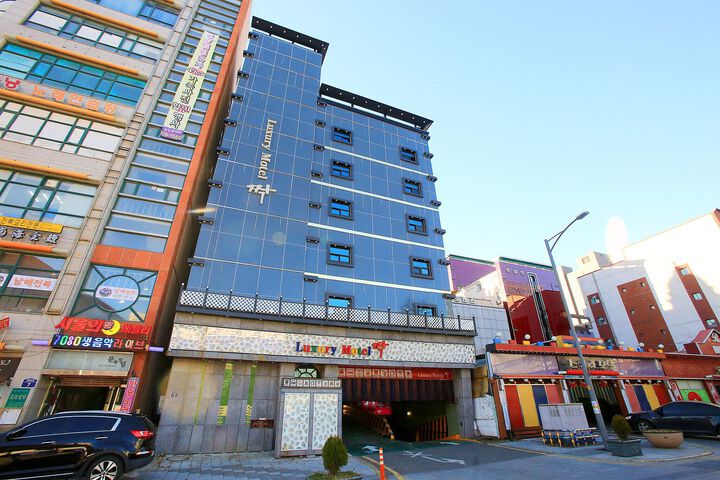 Hotel 4 of 121