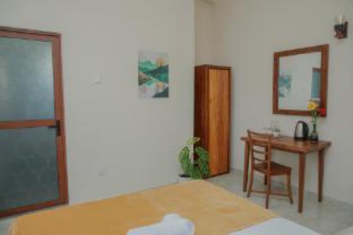 Room 19 of 23