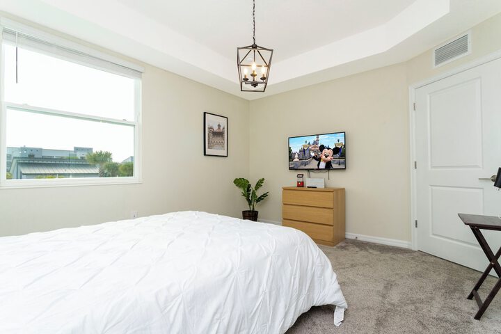 Room 17 of 41