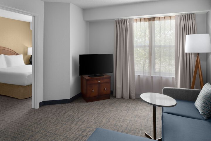 Room 9 of 35
