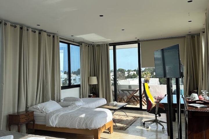 Room 58 of 129