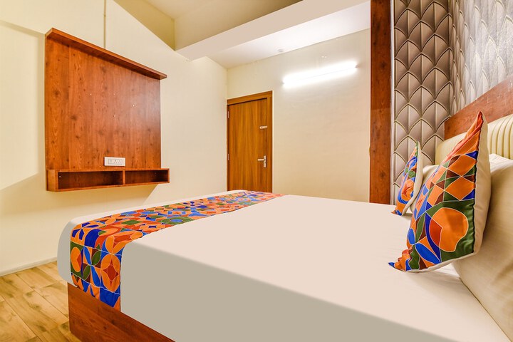 Room 22 of 27