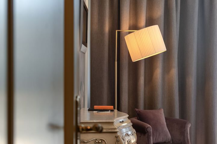 Room 32 of 111