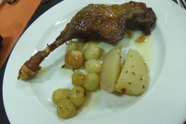 Dining 40 of 56