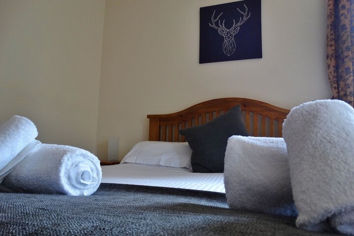 Room 2 of 39