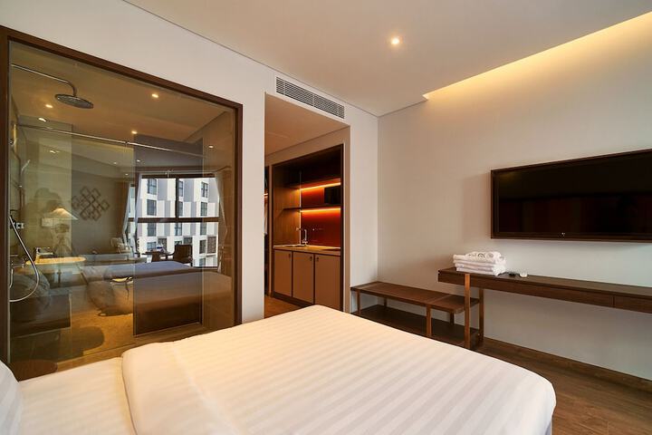 Room 25 of 130