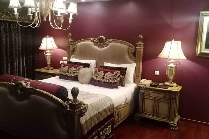 Room 15 of 42