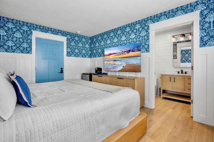 Room 14 of 40
