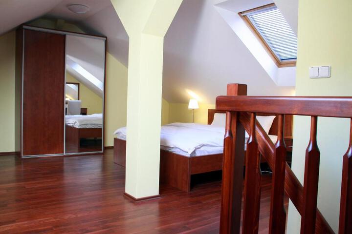 General 72 of 75