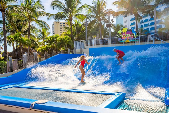 Surfing/boogie boarding