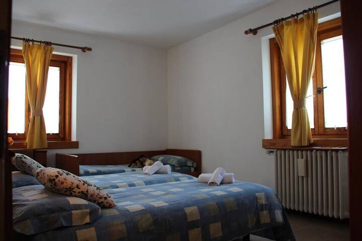 Room 5 of 30