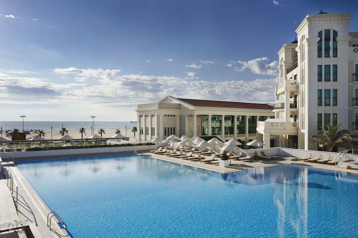 Pools & Facilities