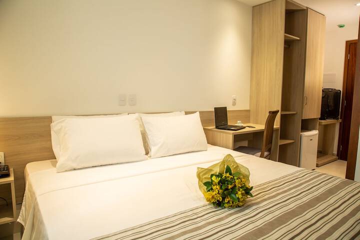 Room 6 of 34