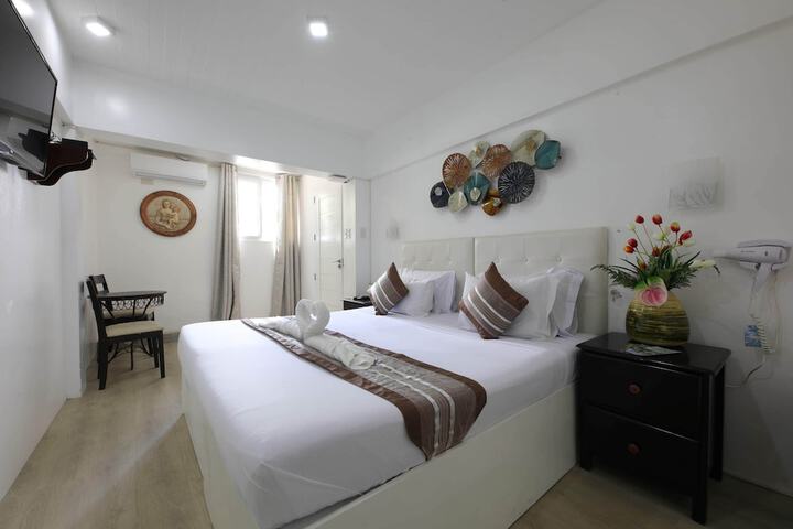 Room 10 of 49