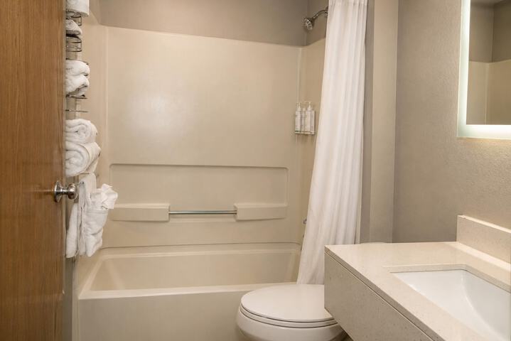 Clean Restrooms