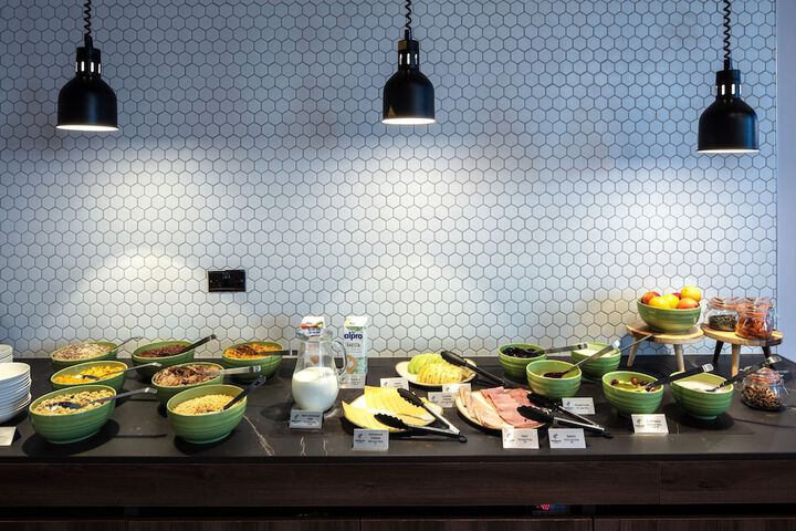 Breakfast/Coffee Service 44 of 59