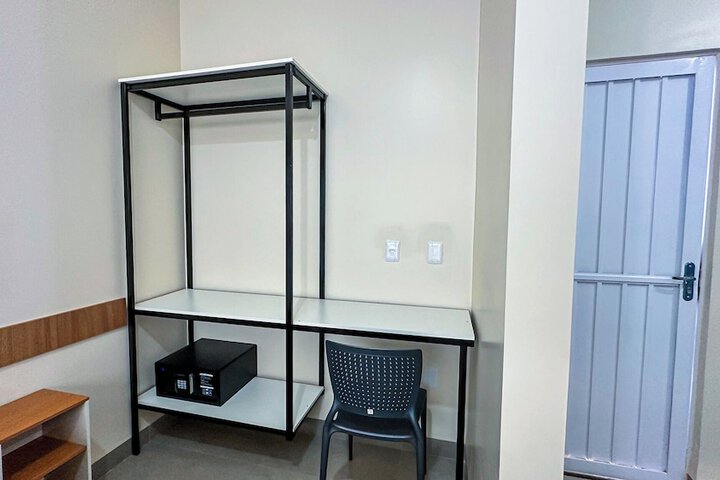 Room 19 of 35
