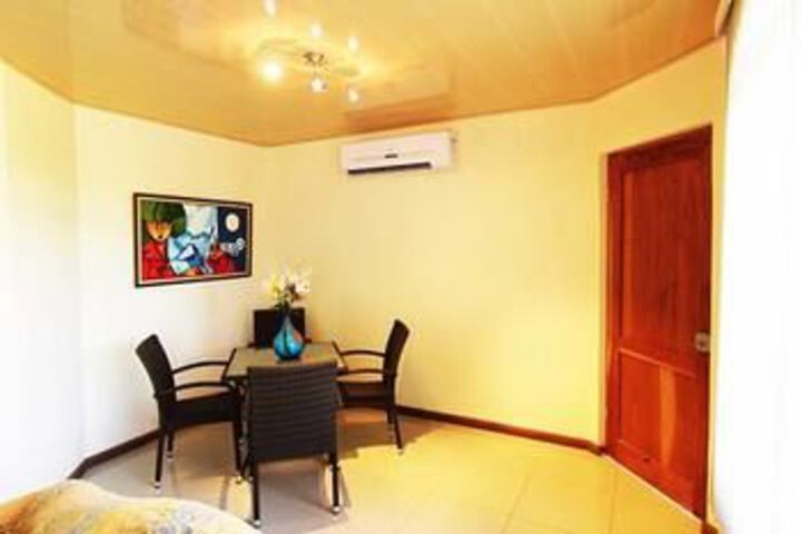 Room 20 of 48