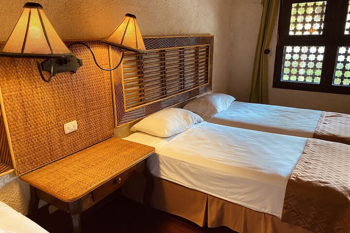 Room 8 of 42
