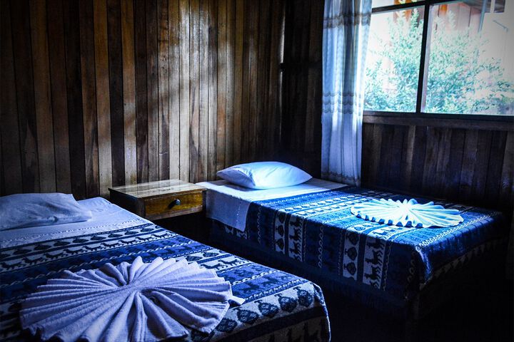 Room 9 of 10
