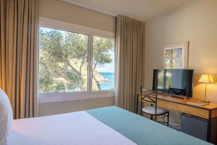 Room 21 of 62