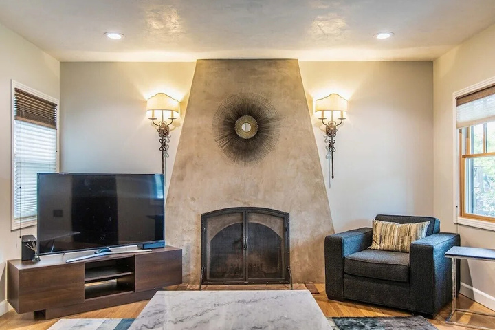 Exterior of Stunning Rose Garden - San Jose Two Bedroom