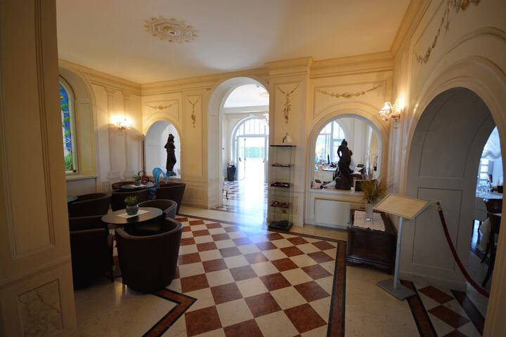 Lobby Photos