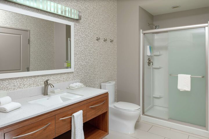 Bathroom shower