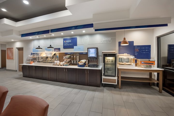 Breakfast/Coffee Service 60 of 71