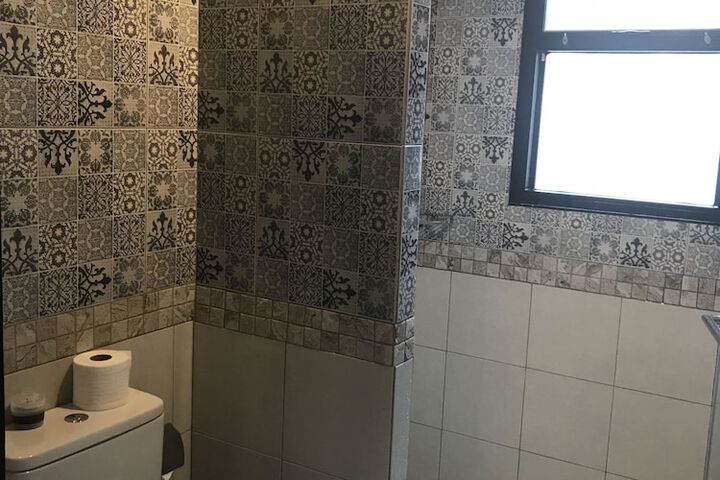 Room 54 of 66