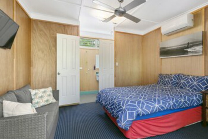 Room 10 of 57