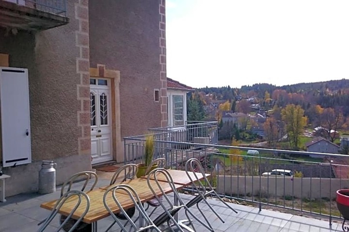 CHEZ TANTE SOLY