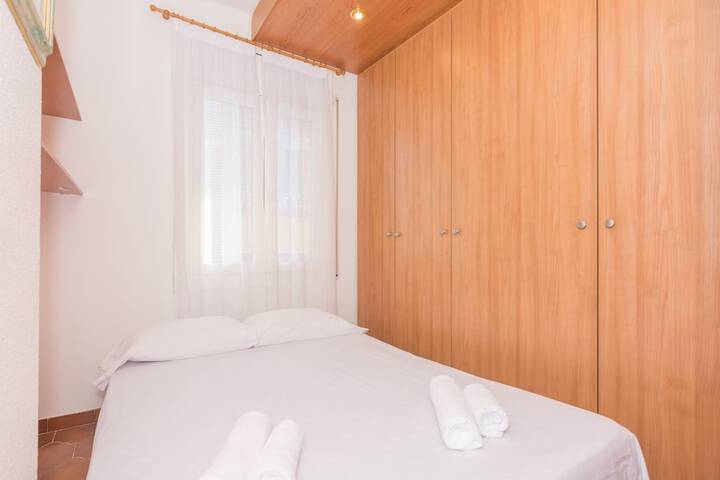 Room 8 of 54