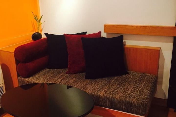 Room 17 of 36