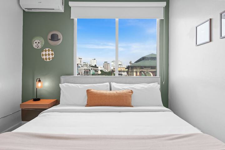 Room 14 of 118