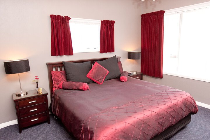Room 4 of 44