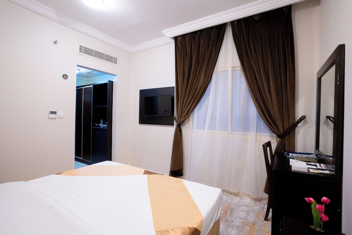 Room 16 of 49