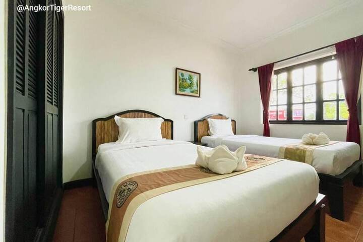 Room 4 of 23