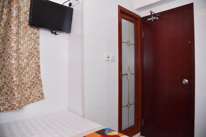 Room 20 of 60