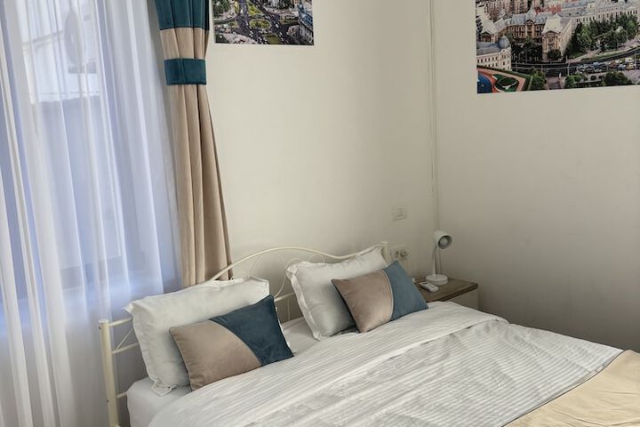 Room 30 of 109