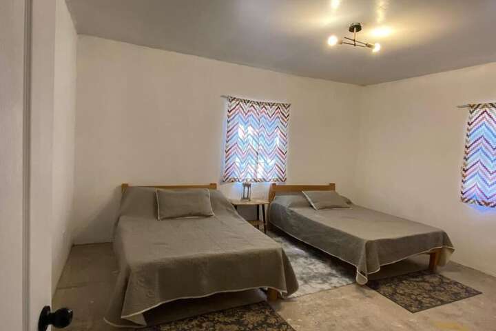 Room 4 of 23