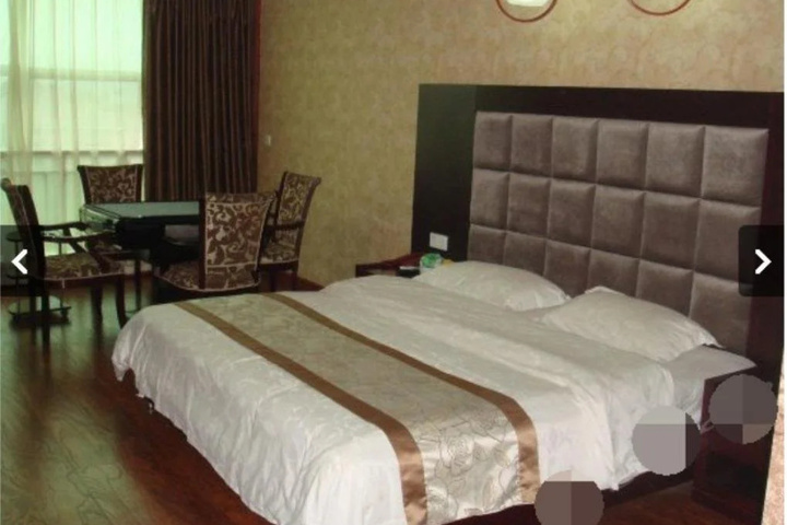 Room 5 of 5